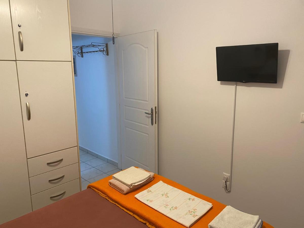 Katehaki Metro Apartment Athens Exterior photo